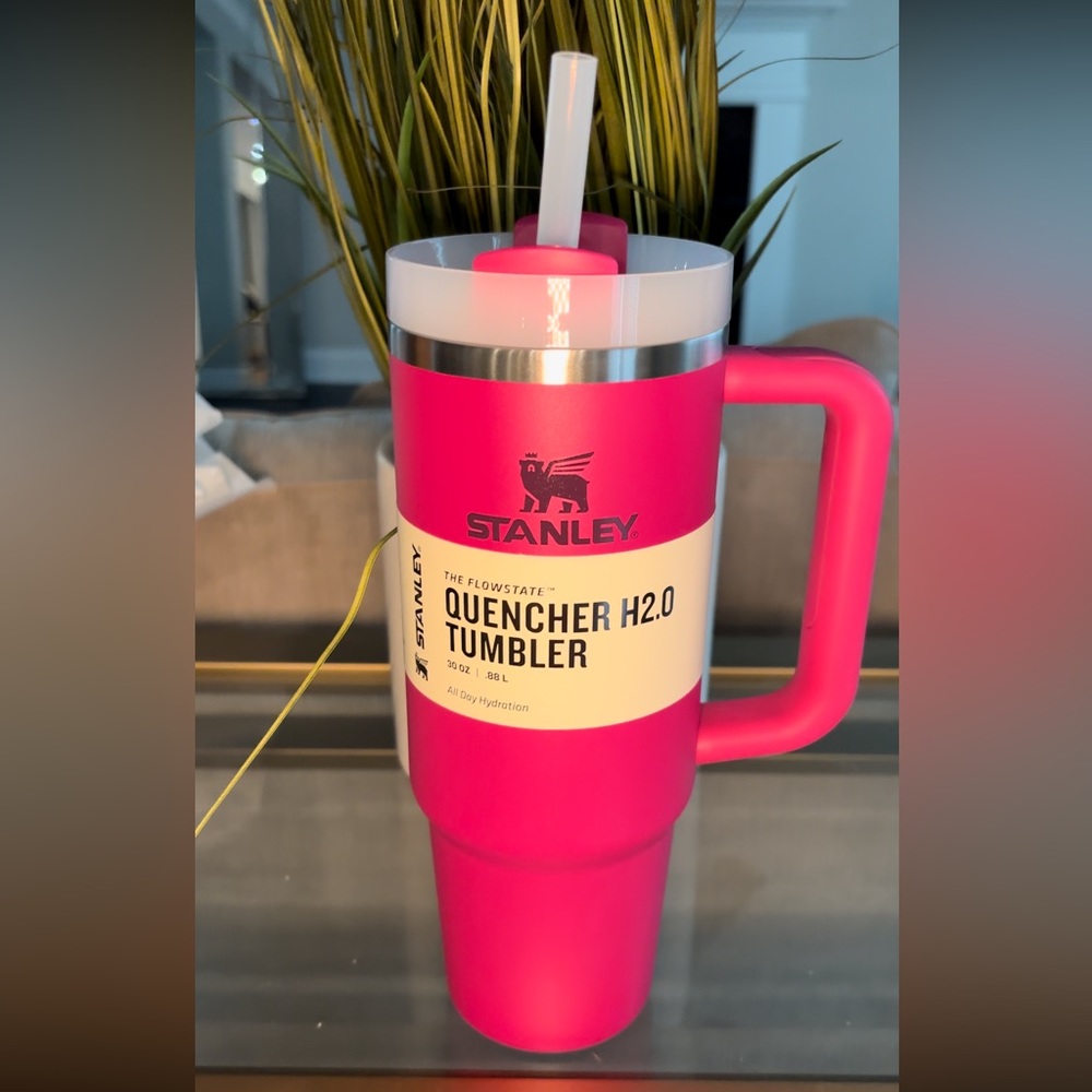 Stanley Cup - Fuchsia